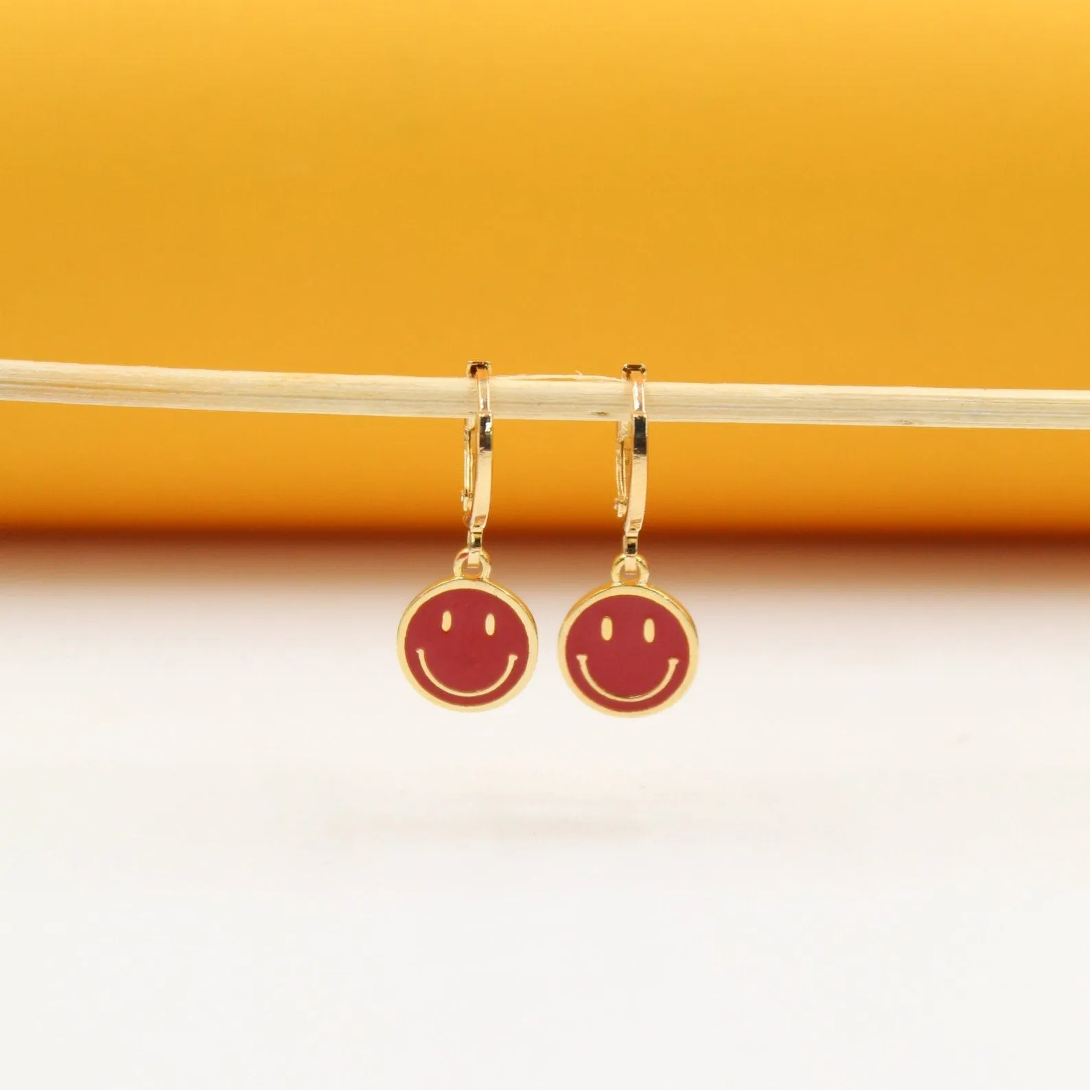 18K Gold Filled Enamel Smiley Earrings (J168)