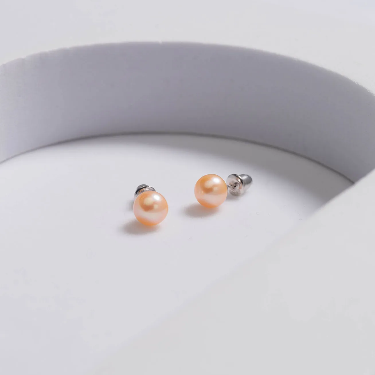 18K Gold﻿ Top Grade Pink Freshwater Pearl Stud Earrings KE00059