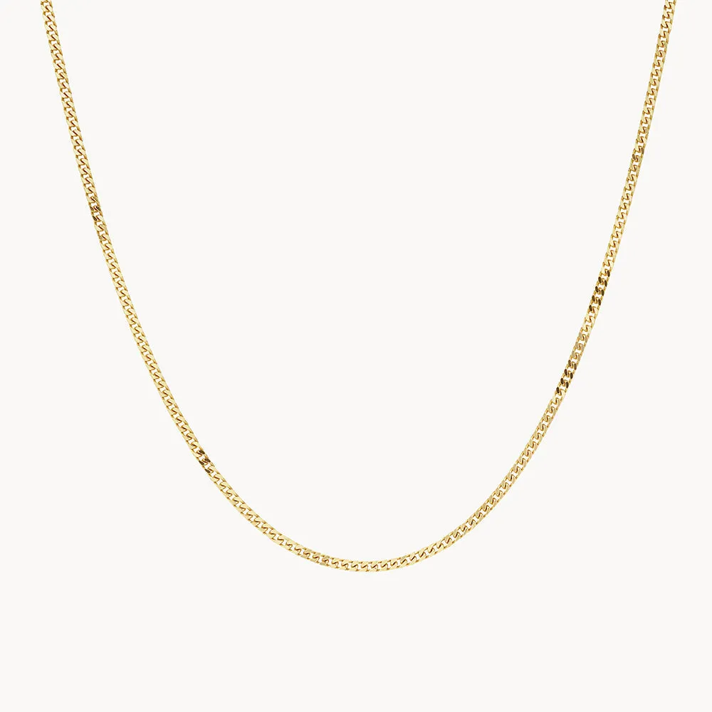 Classic Curb Chain Necklace in Gold