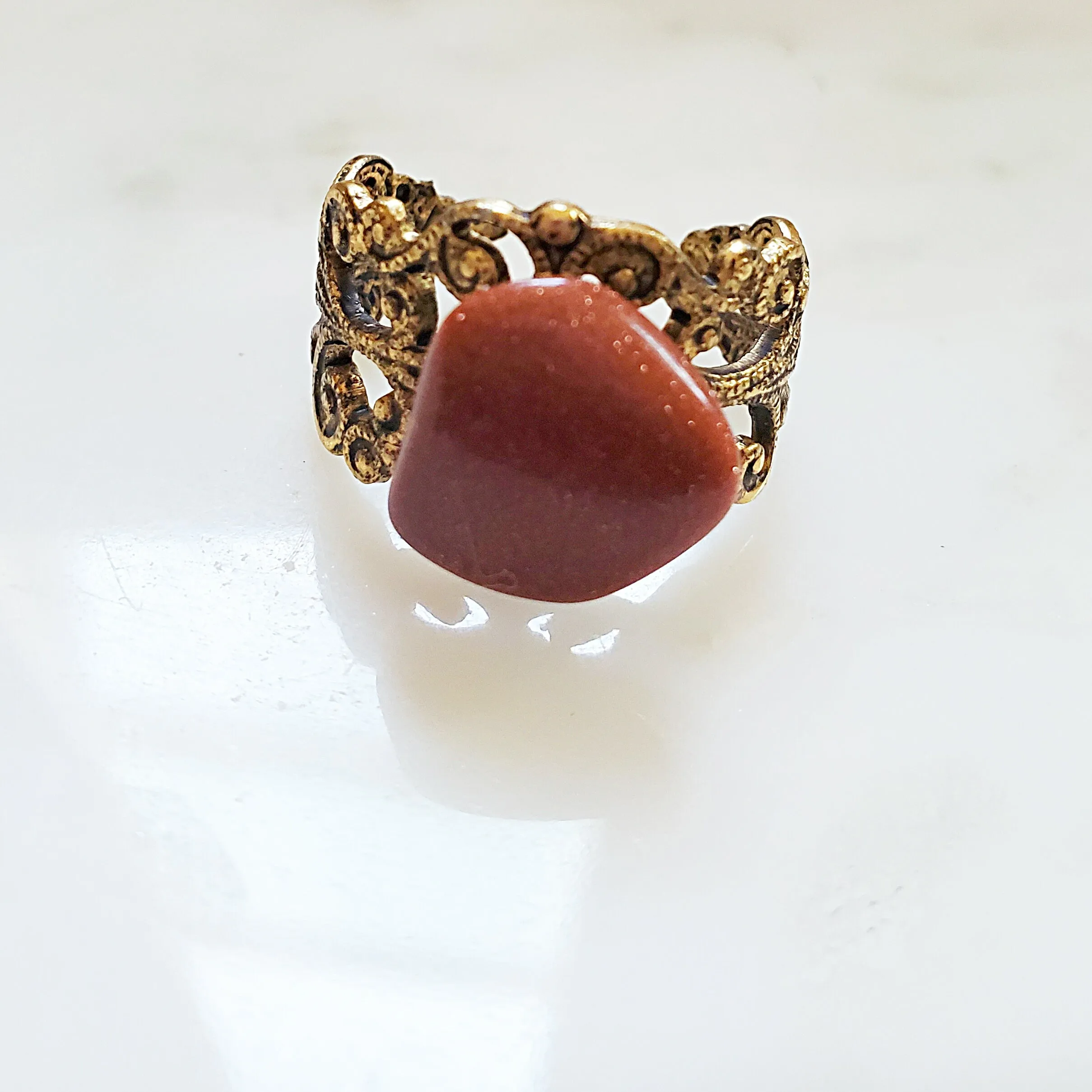 Drizy Stone Gold Ring