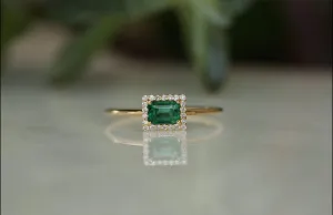 Emerald Diamond Halo Ring