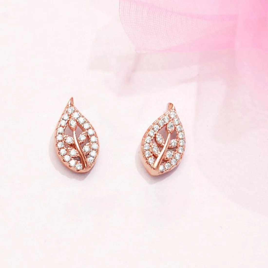 Graceful Leaf Radiance Rose Gold-Plated 925 Sterling Silver Earring