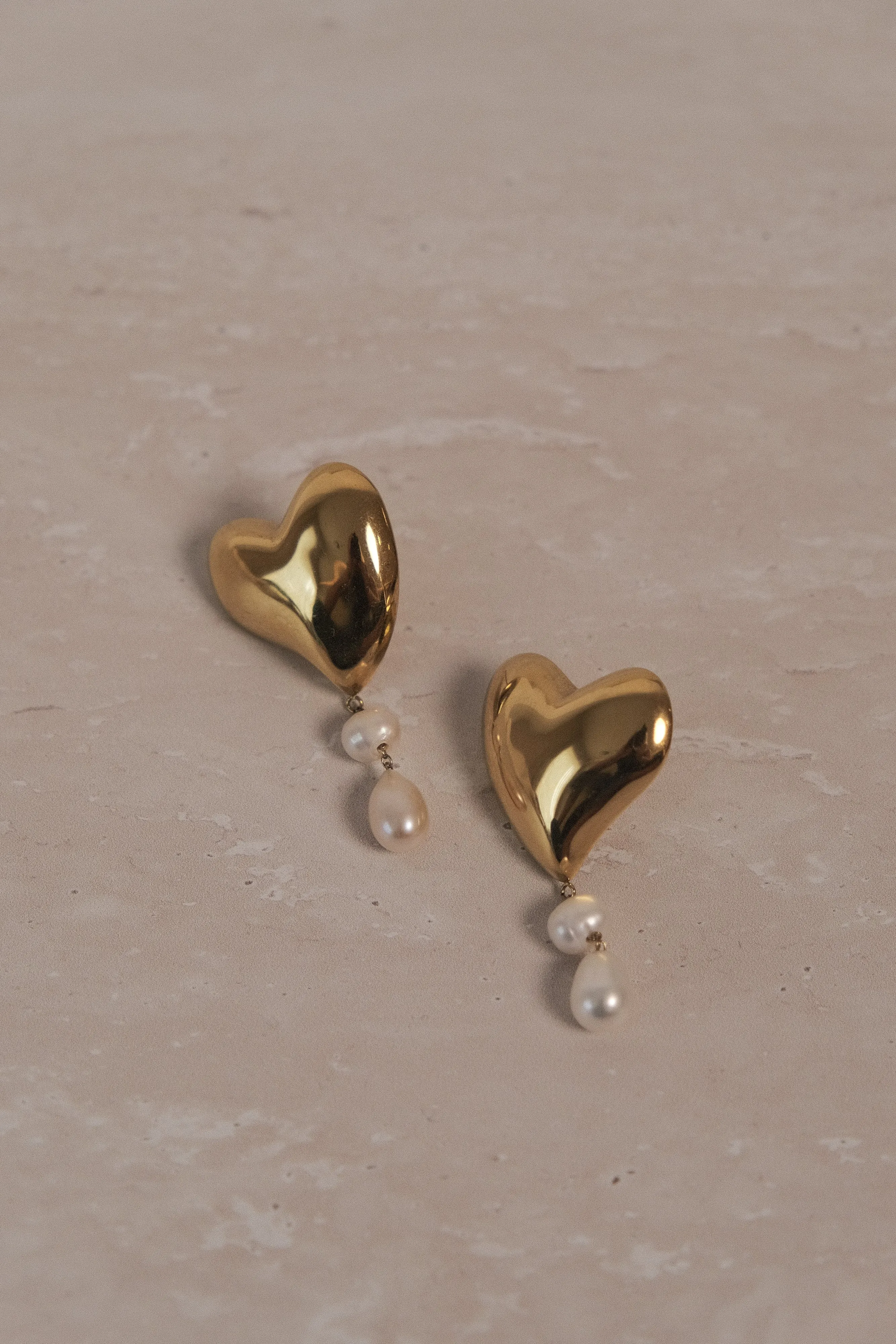 Kiara Heart Pearl Drop Earrings - Gold