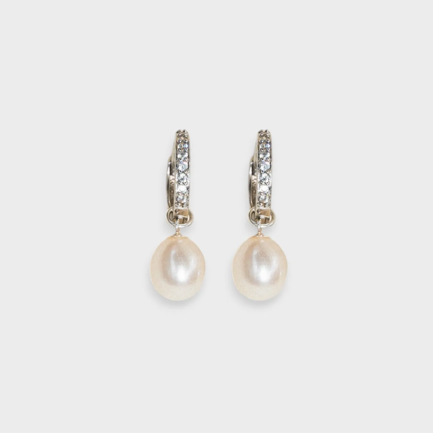 Lumière Drop Pearl Earings