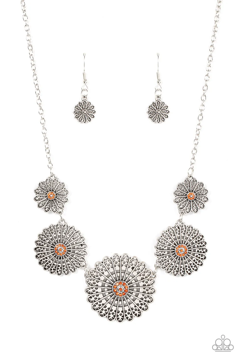 Necklaces Marigold Meadows - Orange