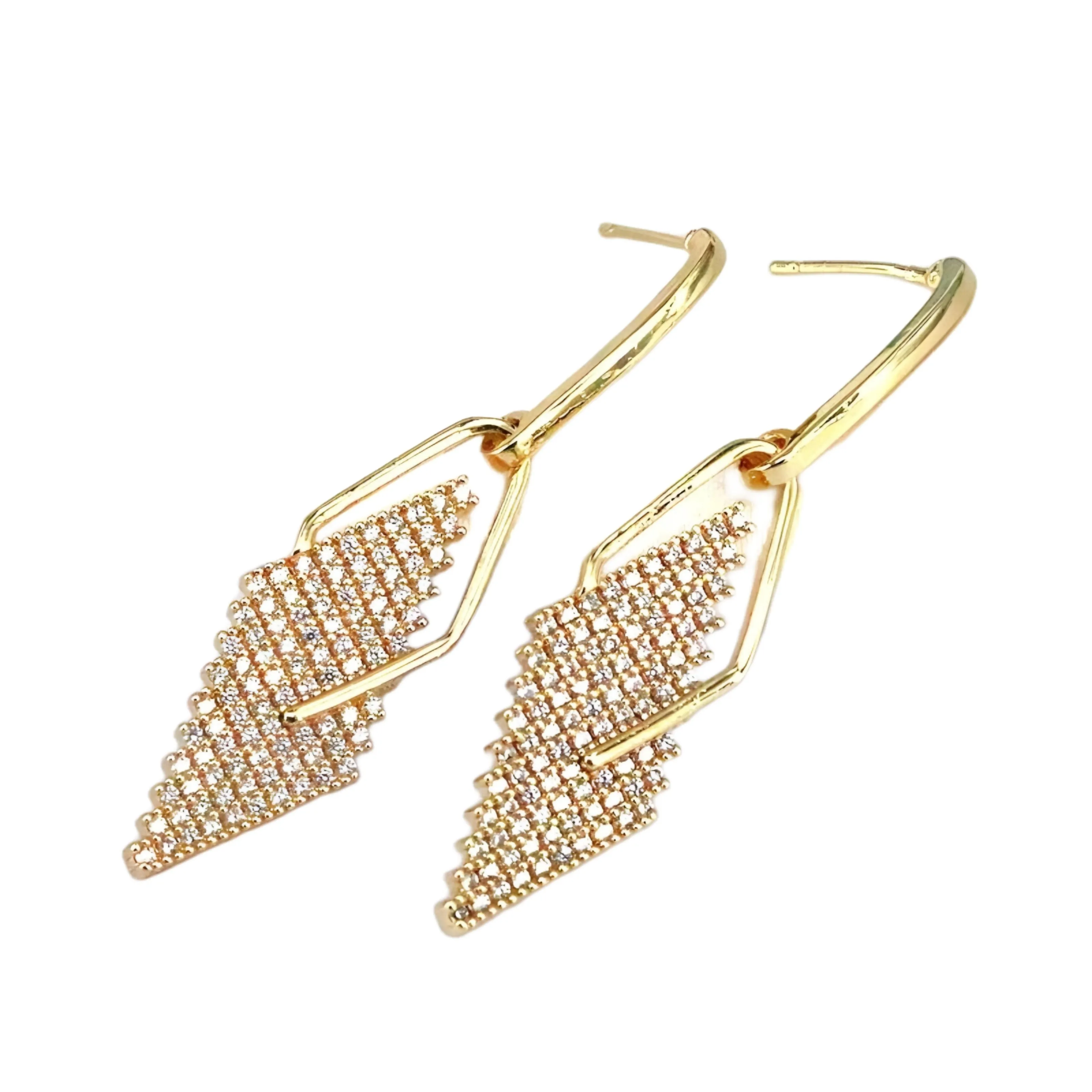 NEW!! 18k Gold Plated Geometric Dangle Earrings