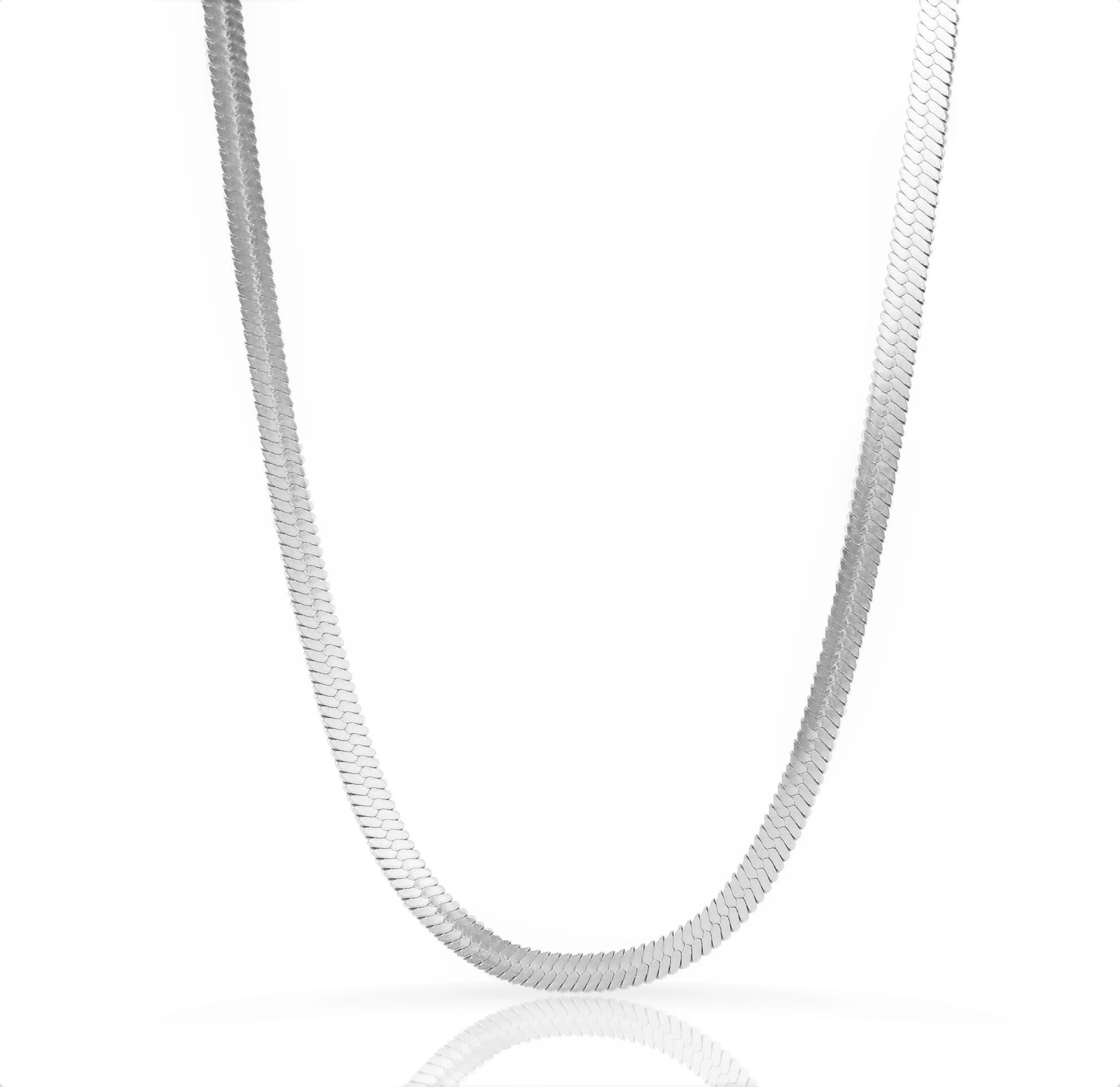 OLIVIA SILVER SNAKE CHAIN NECKLACE