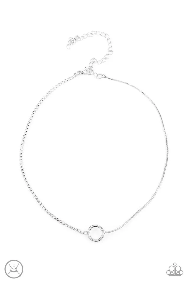 Paparazzi Necklace ~ Gotta Split - White