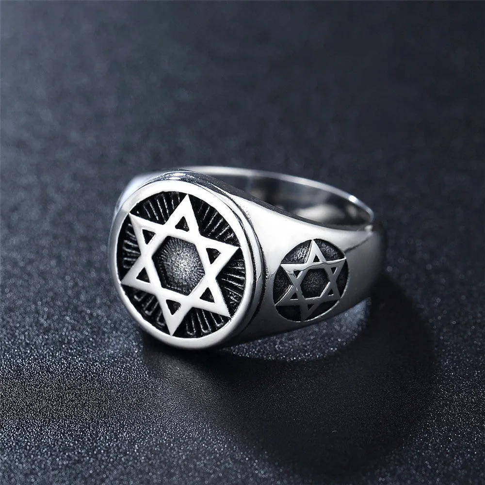 Pointed Star Ring