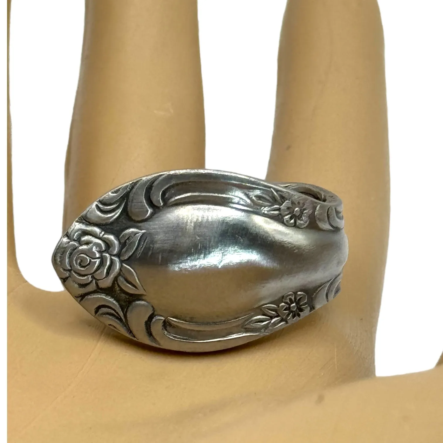 Rose Spoon Ring Made of a
Stainless Steel, Reed & Barton Silverware Size 7