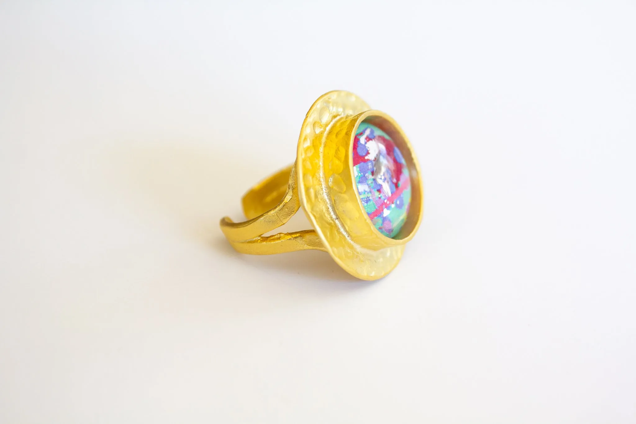 ROUND STATEMENT RING