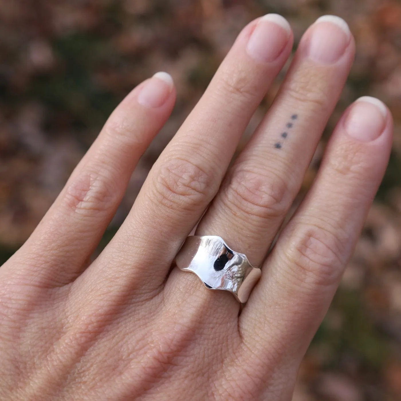 Sterling Silver Shiny Wide Wavy Band Ring