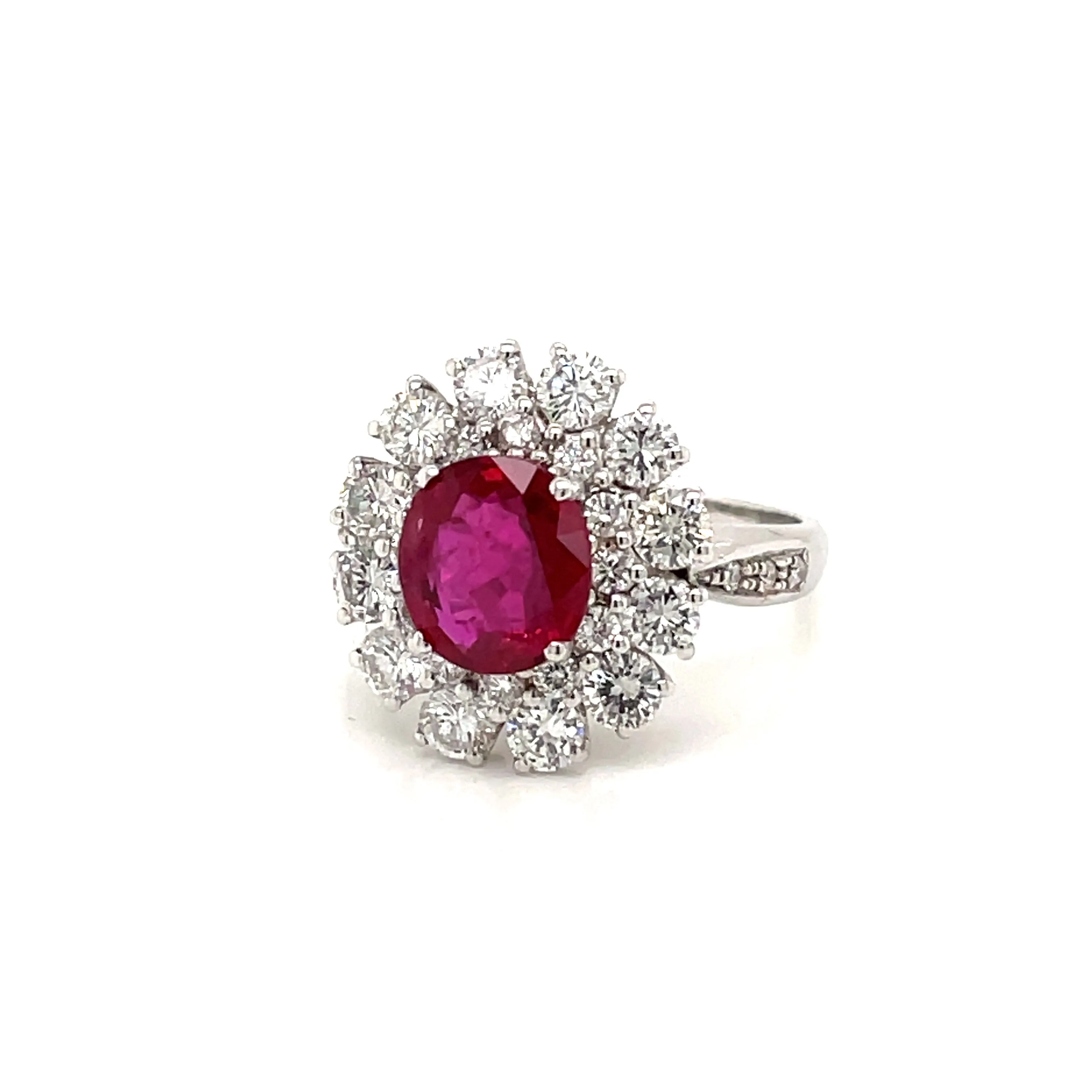 Vintage Ruby Diamond Gold Cluster Ring